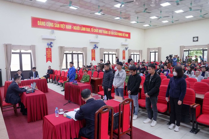 Người cầm đầu vụ "thổi giá" đất tới 30 tỉ đồng/m2 lĩnh án 3 năm tù- Ảnh 2. Người cầm đầu vụ "thổi giá" đất tới 30 tỉ đồng/m2 lĩnh án 3 năm tù- Ảnh 2.