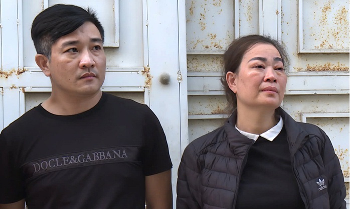 Ổ nhóm đánh bạc trong nhà kiên cố, chuồng cọp, có "xe đưa rước”- Ảnh 3. Ổ nhóm đánh bạc trong nhà kiên cố, chuồng cọp, có "xe đưa rước”- Ảnh 3.