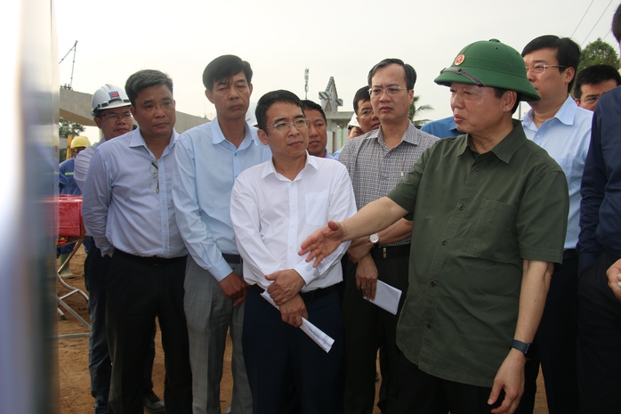Đường cao tốc tăng tốc- Ảnh 4. Đường cao tốc tăng tốc- Ảnh 4.