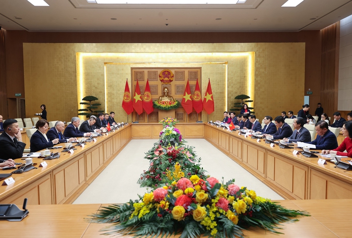 Ký nhiều văn kiện hợp tác Việt Nam - Kyrgyzstan- Ảnh 3. Ký nhiều văn kiện hợp tác Việt Nam - Kyrgyzstan- Ảnh 3.