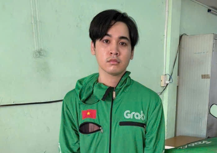 Bắt tài xế xe ôm công nghệ cướp giật tài sản một cô gái ở TP HCM- Ảnh 1. Bắt tài xế xe ôm công nghệ cướp giật tài sản một cô gái ở TP HCM- Ảnh 1.