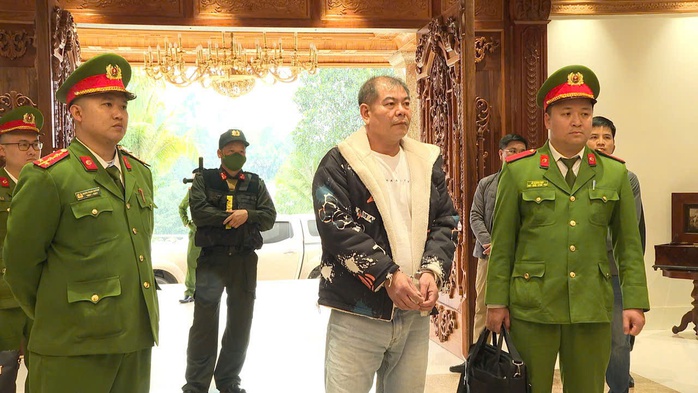 Giang hồ Tuấn "trắng" bị bắt- Ảnh 1. Giang hồ Tuấn "trắng" bị bắt- Ảnh 1.