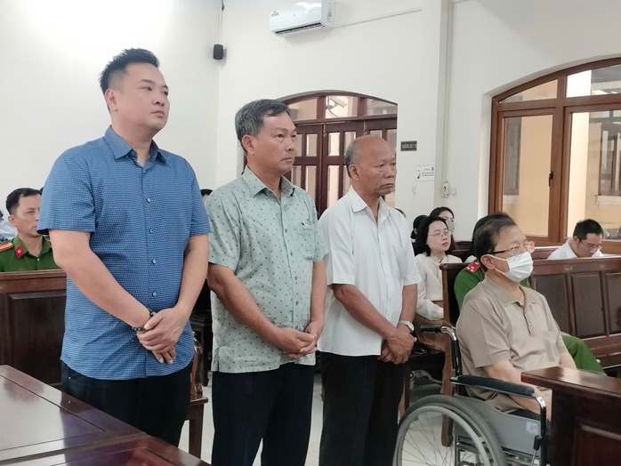 Gây thất thoát 555 tỉ đồng, các cựu lãnh đạo Tổng Công ty Tín Nghĩa bị tuyên 15 năm và 19 năm tù- Ảnh 1. Gây thất thoát 555 tỉ đồng, các cựu lãnh đạo Tổng Công ty Tín Nghĩa bị tuyên 15 năm và 19 năm tù- Ảnh 1.