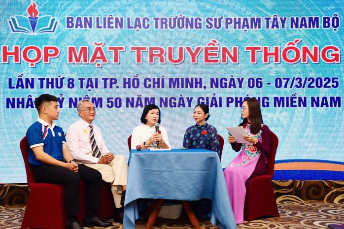 Ôn lại ký ức cách mạng và sự nghiệp "trồng người" của Trường Sư phạm Tây Nam Bộ- Ảnh 4. Ôn lại ký ức cách mạng và sự nghiệp "trồng người" của Trường Sư phạm Tây Nam Bộ- Ảnh 4.