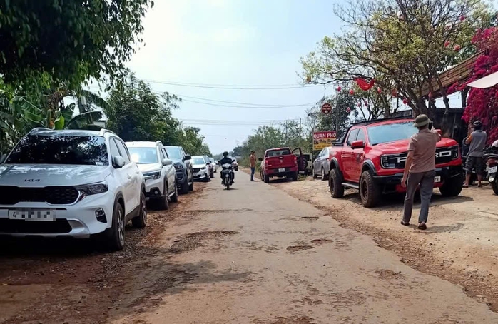 Vì sao "cò đất" nườm nượp đổ về 1 xã ở Đắk Lắk?- Ảnh 1. Vì sao "cò đất" nườm nượp đổ về 1 xã ở Đắk Lắk?- Ảnh 1.