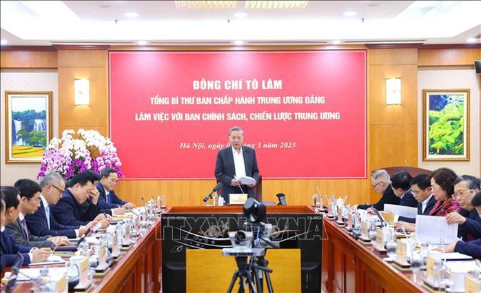 Tổng Bí thư Tô Lâm: Phải xoá bỏ định kiến không đúng về kinh tế tư nhân- Ảnh 1. Tổng Bí thư Tô Lâm: Phải xoá bỏ định kiến không đúng về kinh tế tư nhân- Ảnh 1.