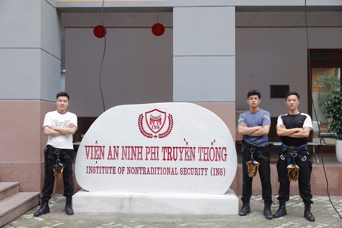 Nhiều cơ hội việc làm trong lĩnh vực trợ lý an ninh phi truyền thống- Ảnh 3. Nhiều cơ hội việc làm trong lĩnh vực trợ lý an ninh phi truyền thống- Ảnh 3.