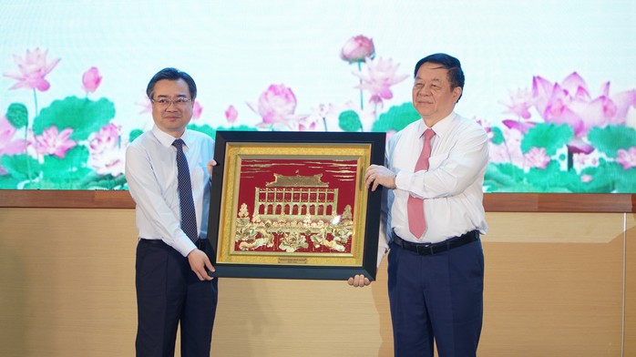 Sắp xếp tổ chức bộ máy nhằm đưa chính quyền 
về gần hơn với nhân dân- Ảnh 1.