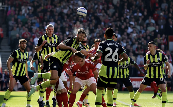 Thua sốc Nottingham Forest, Man City vỡ mộng Top 3- Ảnh 6. Thua sốc Nottingham Forest, Man City vỡ mộng Top 3- Ảnh 6.