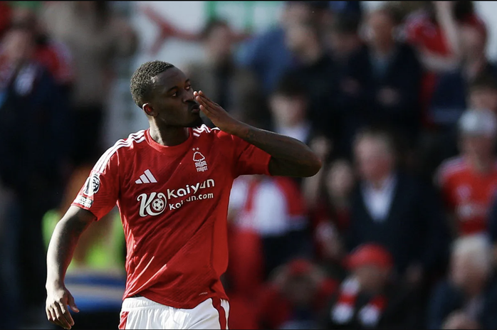 Thua sốc Nottingham Forest, Man City vỡ mộng Top 3- Ảnh 5. Thua sốc Nottingham Forest, Man City vỡ mộng Top 3- Ảnh 5.