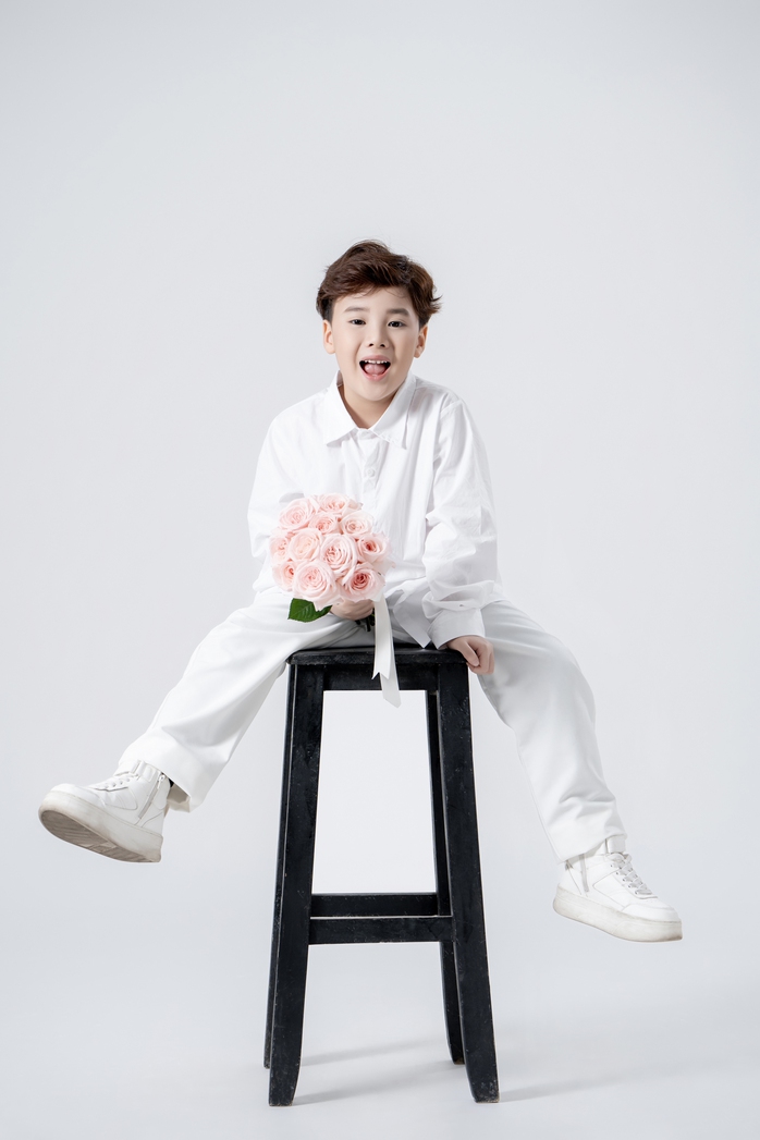 Mẫu nhí Tuấn Khải tung bộ ảnh hạnh phúc bên mẹ ngày 8-3- Ảnh 7. Mẫu nhí Tuấn Khải tung bộ ảnh hạnh phúc bên mẹ ngày 8-3- Ảnh 7.