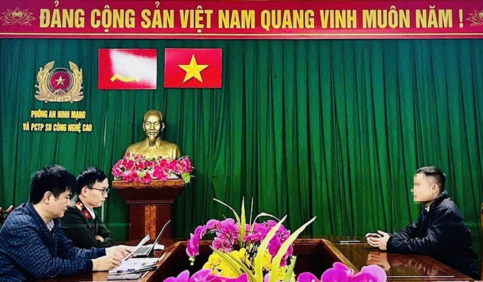 Người chê Quảng Bình là “thứ dân hạng 2” đang công tác ở đâu?- Ảnh 1. Người chê Quảng Bình là “thứ dân hạng 2” đang công tác ở đâu?- Ảnh 1.