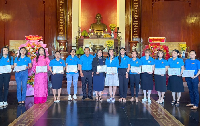 Ngày hội nữ CNVC-LĐ: Gắn kết, sẻ chia, tiếp sức lao động nữ- Ảnh 6. Ngày hội nữ CNVC-LĐ: Gắn kết, sẻ chia, tiếp sức lao động nữ- Ảnh 6.
