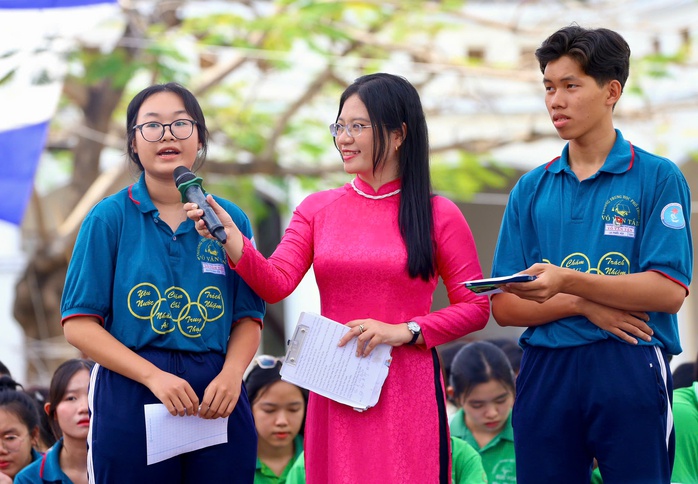 Học ngành gì có thể làm việc tại quê nhà?- Ảnh 1. Học ngành gì có thể làm việc tại quê nhà?- Ảnh 1.