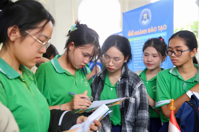 Học ngành gì có thể làm việc tại quê nhà?- Ảnh 4. Học ngành gì có thể làm việc tại quê nhà?- Ảnh 4.