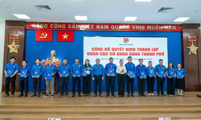 Thành lập Đoàn các cơ quan Đảng TP HCM và Đoàn UBND TP HCM- Ảnh 1. Thành lập Đoàn các cơ quan Đảng TP HCM và Đoàn UBND TP HCM- Ảnh 1.