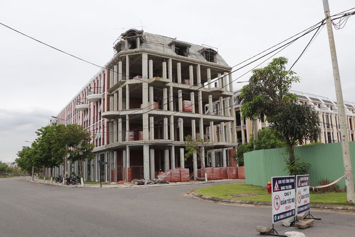 Dự án tổ hợp khu đô thị nghỉ dưỡng La Queenara Hội An trên tuyến đường ven biển Quảng Nam đang giai đoạn hoàn thiện Dự án tổ hợp khu đô thị nghỉ dưỡng La Queenara Hội An trên tuyến đường ven biển Quảng Nam đang giai đoạn hoàn thiện