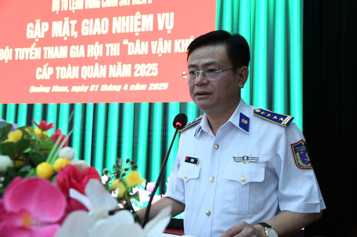Chính ủy Vùng Cảnh sát biển 2 giao nhiệm vụ cho đội tuyển thi “Dân vận khéo”- Ảnh 2.