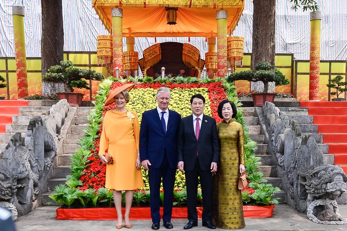 Chủ tịch nước Lương Cường và Nhà Vua Philippe tham quan Hoàng thành Thăng Long- Ảnh 1. Chủ tịch nước Lương Cường và Nhà Vua Philippe tham quan Hoàng thành Thăng Long- Ảnh 1.