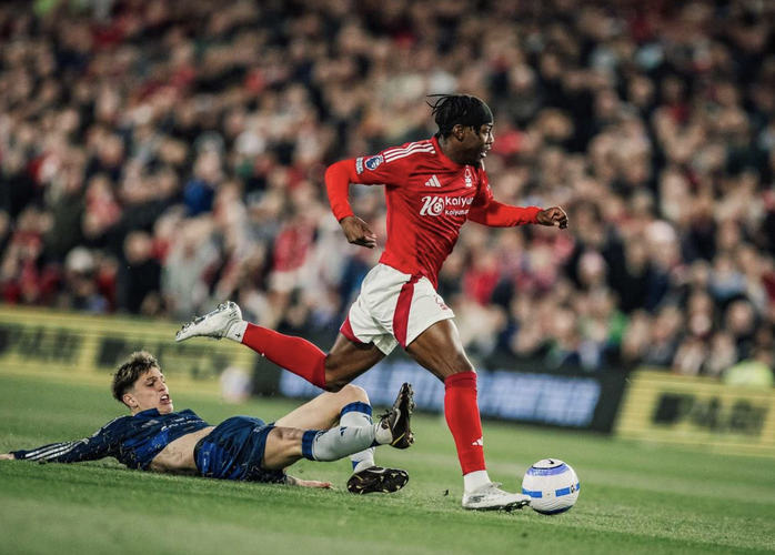 Man United thua sốc vì "cố nhân", Nottingham Forest thăng hoa Top 4- Ảnh 1. Man United thua sốc vì "cố nhân", Nottingham Forest thăng hoa Top 4- Ảnh 1.