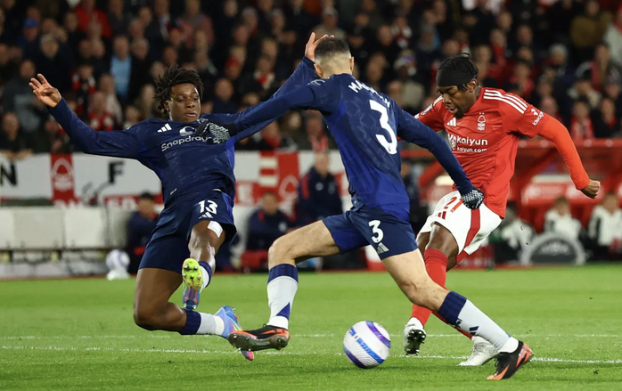 Man United thua sốc vì "cố nhân", Nottingham Forest thăng hoa Top 4- Ảnh 2. Man United thua sốc vì "cố nhân", Nottingham Forest thăng hoa Top 4- Ảnh 2.