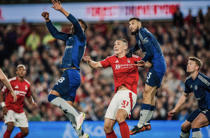 Man United thua sốc vì "cố nhân", Nottingham Forest thăng hoa Top 4- Ảnh 4. Man United thua sốc vì "cố nhân", Nottingham Forest thăng hoa Top 4- Ảnh 4.