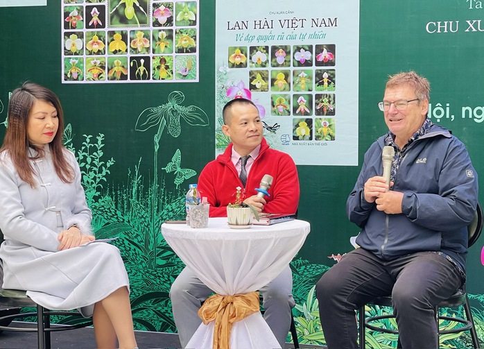 "Kỳ nhân" dành 12 năm viết sách về lan hài Việt Nam- Ảnh 1. "Kỳ nhân" dành 12 năm viết sách về lan hài Việt Nam- Ảnh 1.