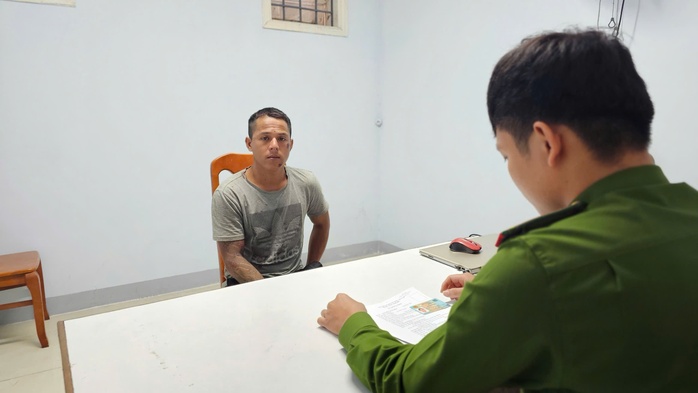 Ngư dân đâm anh họ tử vong trong cuộc nhậu nửa đêm- Ảnh 1. Ngư dân đâm anh họ tử vong trong cuộc nhậu nửa đêm- Ảnh 1.