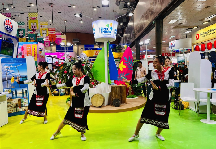 Kích cầu du lịch với các tour trải nghiệm đậm ký ức lịch sử- Ảnh 3. Kích cầu du lịch với các tour trải nghiệm đậm ký ức lịch sử- Ảnh 3.