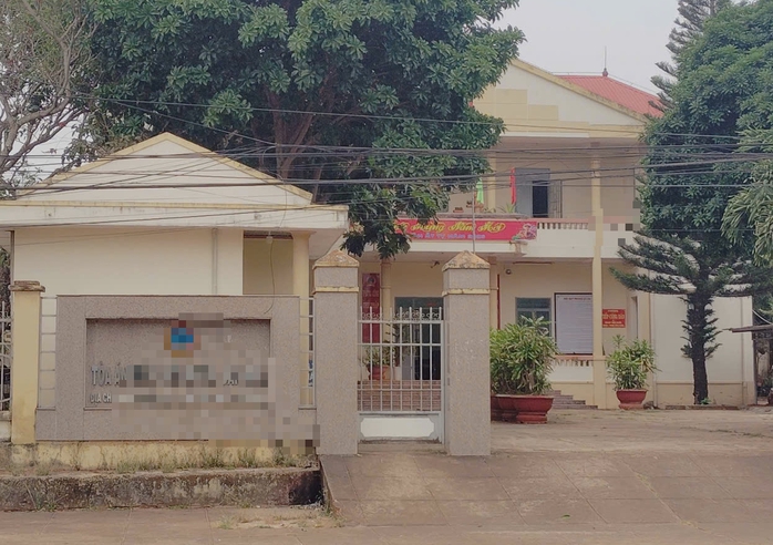 Khám xét và mời làm việc 1 chánh án TAND huyện ở Gia Lai- Ảnh 1. Khám xét và mời làm việc 1 chánh án TAND huyện ở Gia Lai- Ảnh 1.