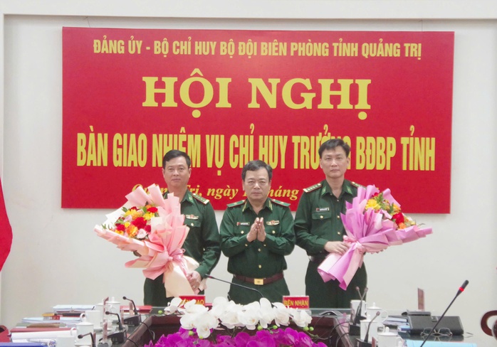 Bàn giao nhiệm vụ Chỉ huy trưởng Bộ đội Biên phòng tỉnh Quảng Trị- Ảnh 1. Bàn giao nhiệm vụ Chỉ huy trưởng Bộ đội Biên phòng tỉnh Quảng Trị- Ảnh 1.