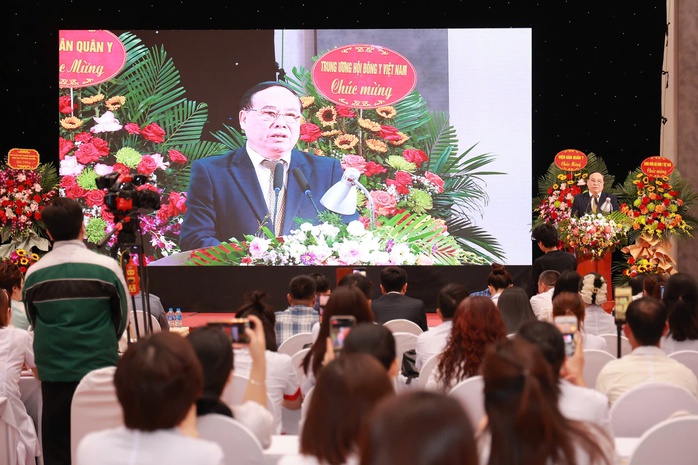 Hơn 25.000 người có nhu cầu cấp chứng nhận lương y- Ảnh 1. Hơn 25.000 người có nhu cầu cấp chứng nhận lương y- Ảnh 1.