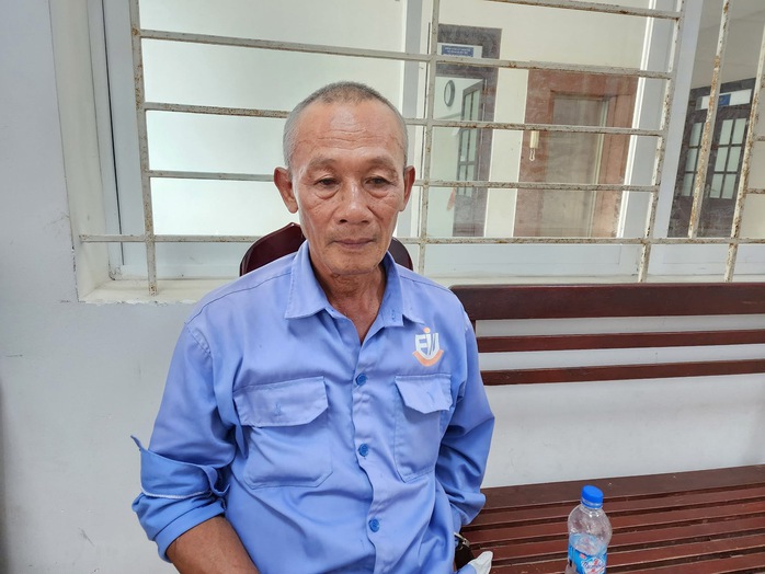 Đã bắt được nghi can 70 tuổi chặn đường đâm người tình 48 tuổi tử vong- Ảnh 1. Đã bắt được nghi can 70 tuổi chặn đường đâm người tình 48 tuổi tử vong- Ảnh 1.