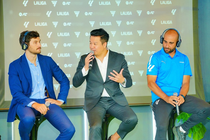 La Liga tuyển chọn 8 cầu thủ nhí Việt Nam để tập huấn và thi đấu ở Tây Ban Nha- Ảnh 1. La Liga tuyển chọn 8 cầu thủ nhí Việt Nam để tập huấn và thi đấu ở Tây Ban Nha- Ảnh 1.