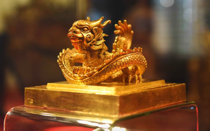 Cấm cán bộ bảo tàng môi giới, sưu tầm, kinh doanh di vật, cổ vật, bảo vật quốc gia- Ảnh 2. Cấm cán bộ bảo tàng môi giới, sưu tầm, kinh doanh di vật, cổ vật, bảo vật quốc gia- Ảnh 2.