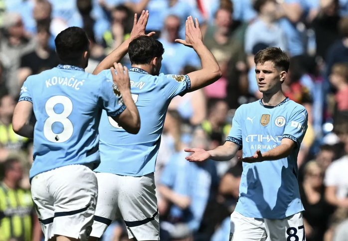 Man City ngược dòng đẳng cấp, hạ Crystal Palace trận cầu 7 bàn- Ảnh 6. Man City ngược dòng đẳng cấp, hạ Crystal Palace trận cầu 7 bàn- Ảnh 6.