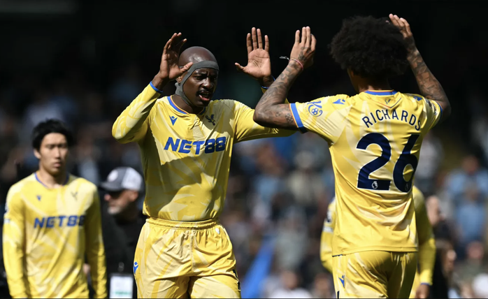 Man City ngược dòng đẳng cấp, hạ Crystal Palace trận cầu 7 bàn- Ảnh 2. Man City ngược dòng đẳng cấp, hạ Crystal Palace trận cầu 7 bàn- Ảnh 2.