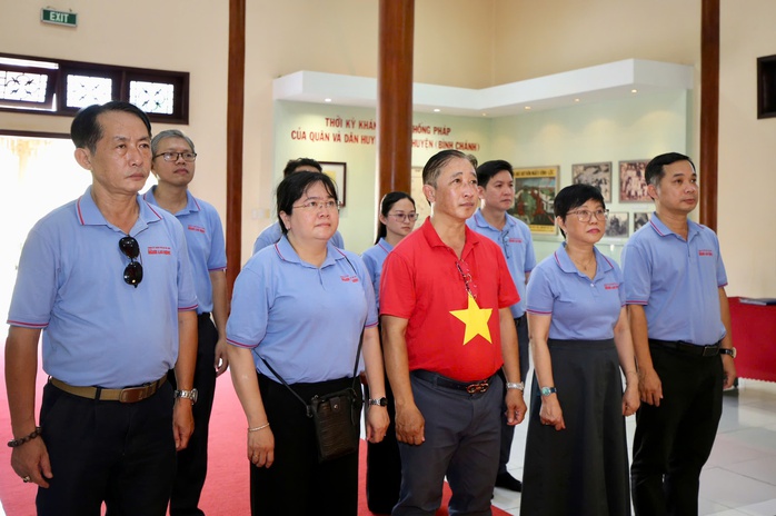 Chương trình ý nghĩa trước thềm Giải Half-marathon "Tự hào Tổ quốc tôi" lần 2 – 2025- Ảnh 8. Chương trình ý nghĩa trước thềm Giải Half-marathon "Tự hào Tổ quốc tôi" lần 2 – 2025- Ảnh 8.