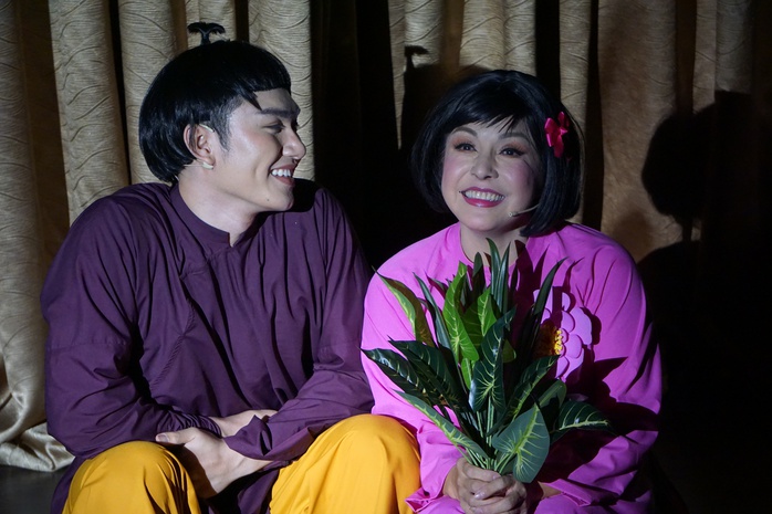 Nghệ sĩ Hương Giang vui mừng khi "Xóm vịt trời" khoác áo mới- Ảnh 4. Nghệ sĩ Hương Giang vui mừng khi "Xóm vịt trời" khoác áo mới- Ảnh 4.