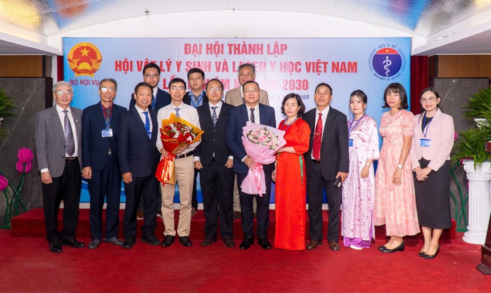 Thành lập Hội Vật lý y sinh và Laser y học Việt Nam- Ảnh 1. Thành lập Hội Vật lý y sinh và Laser y học Việt Nam- Ảnh 1.