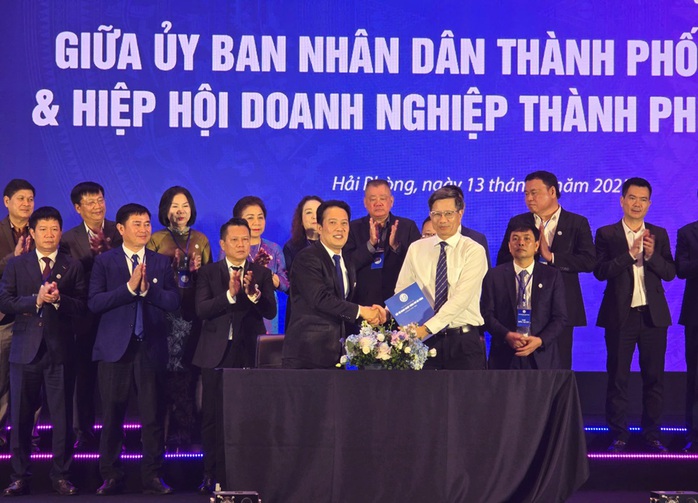 Bí thư Thành ủy Hải Phòng làm Chủ tịch danh dự Hiệp hội doanh nghiệp TP Hải Phòng- Ảnh 2. Bí thư Thành ủy Hải Phòng làm Chủ tịch danh dự Hiệp hội doanh nghiệp TP Hải Phòng- Ảnh 2.