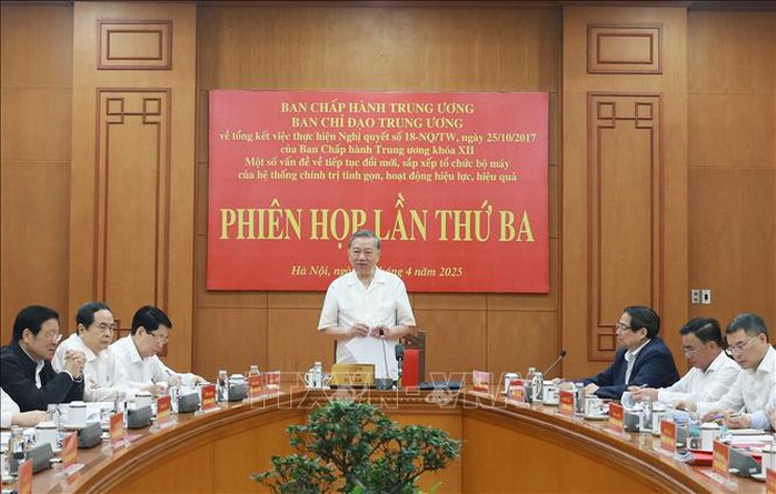 Tổng Bí thư Tô Lâm chủ trì họp về sắp xếp, sáp nhập đơn vị hành chính cấp tỉnh, cấp xã- Ảnh 1. Tổng Bí thư Tô Lâm chủ trì họp về sắp xếp, sáp nhập đơn vị hành chính cấp tỉnh, cấp xã- Ảnh 1.