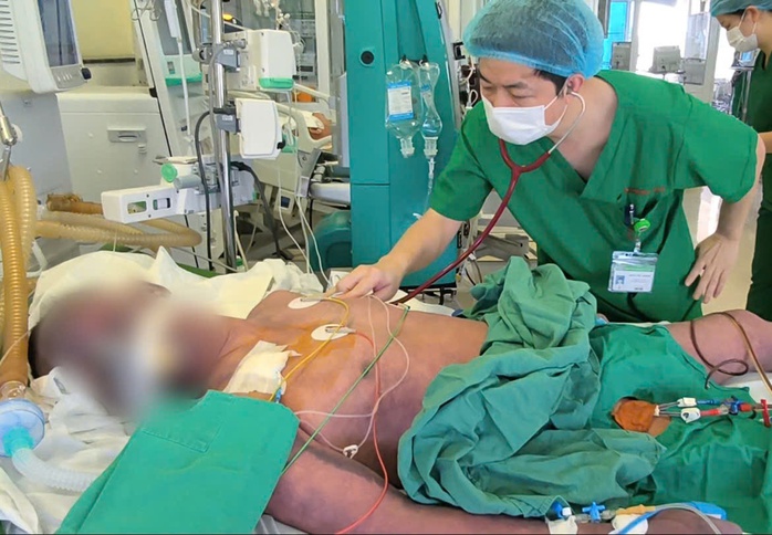 Sau bữa lòng lợn, người đàn ông nguy kịch- Ảnh 1. Sau bữa lòng lợn, người đàn ông nguy kịch- Ảnh 1.