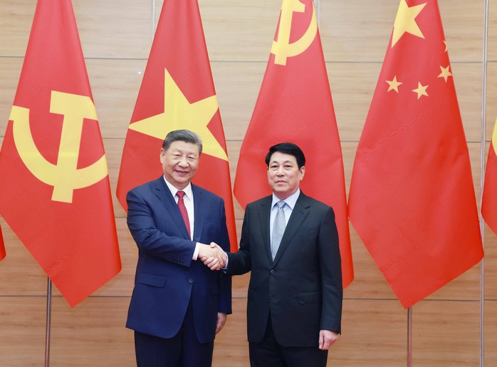 Chủ tịch nước Lương Cường và Tổng Bí thư, Chủ tịch nước Trung Quốc Tập Cận Bình chụp ảnh chung tại tiệc chiêu đãiẢnh: TTXVN Chủ tịch nước Lương Cường và Tổng Bí thư, Chủ tịch nước Trung Quốc Tập Cận Bình chụp ảnh chung tại tiệc chiêu đãiẢnh: TTXVN