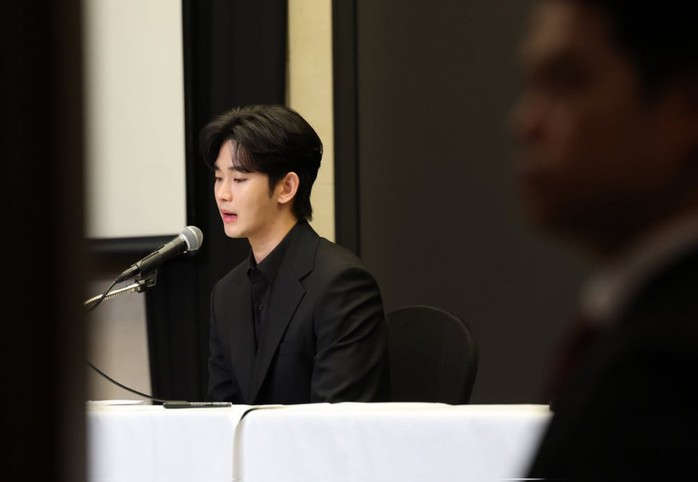 Bị phỉ báng, phát tán tin đồn ác ý, tài tử Kim Soo-hyun đâm đơn kiện- Ảnh 1. Bị phỉ báng, phát tán tin đồn ác ý, tài tử Kim Soo-hyun đâm đơn kiện- Ảnh 1.
