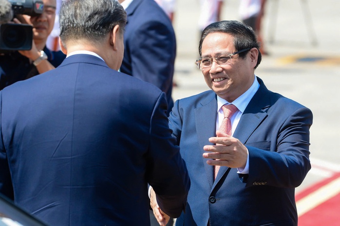 Thủ tướng Phạm Minh Chính ra sân bay tiễn Tổng Bí thư, Chủ tịch Trung Quốc Tập Cận Bình- Ảnh 7. Thủ tướng Phạm Minh Chính ra sân bay tiễn Tổng Bí thư, Chủ tịch Trung Quốc Tập Cận Bình- Ảnh 7.