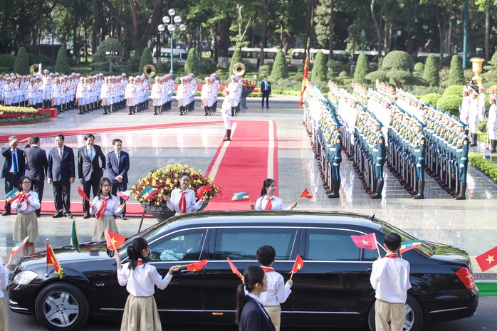 Thủ tướng Phạm Minh Chính chủ trì Lễ đón Thủ tướng Ethiopia- Ảnh 3. Thủ tướng Phạm Minh Chính chủ trì Lễ đón Thủ tướng Ethiopia- Ảnh 3.