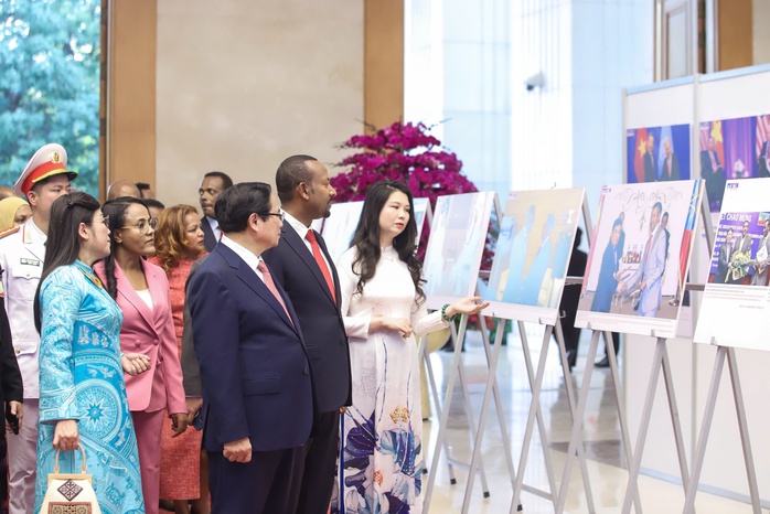 Thủ tướng Phạm Minh Chính chủ trì Lễ đón Thủ tướng Ethiopia- Ảnh 14. Thủ tướng Phạm Minh Chính chủ trì Lễ đón Thủ tướng Ethiopia- Ảnh 14.