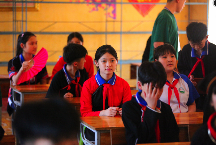 Mở cánh cửa tri thức cho học sinh vùng cao- Ảnh 4. Mở cánh cửa tri thức cho học sinh vùng cao- Ảnh 4.