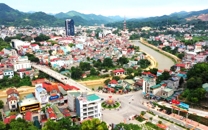 Vì sao tỉnh Cao Bằng có diện tích chưa đạt nhưng không thuộc diện sáp nhập?- Ảnh 1. Vì sao tỉnh Cao Bằng có diện tích chưa đạt nhưng không thuộc diện sáp nhập?- Ảnh 1.